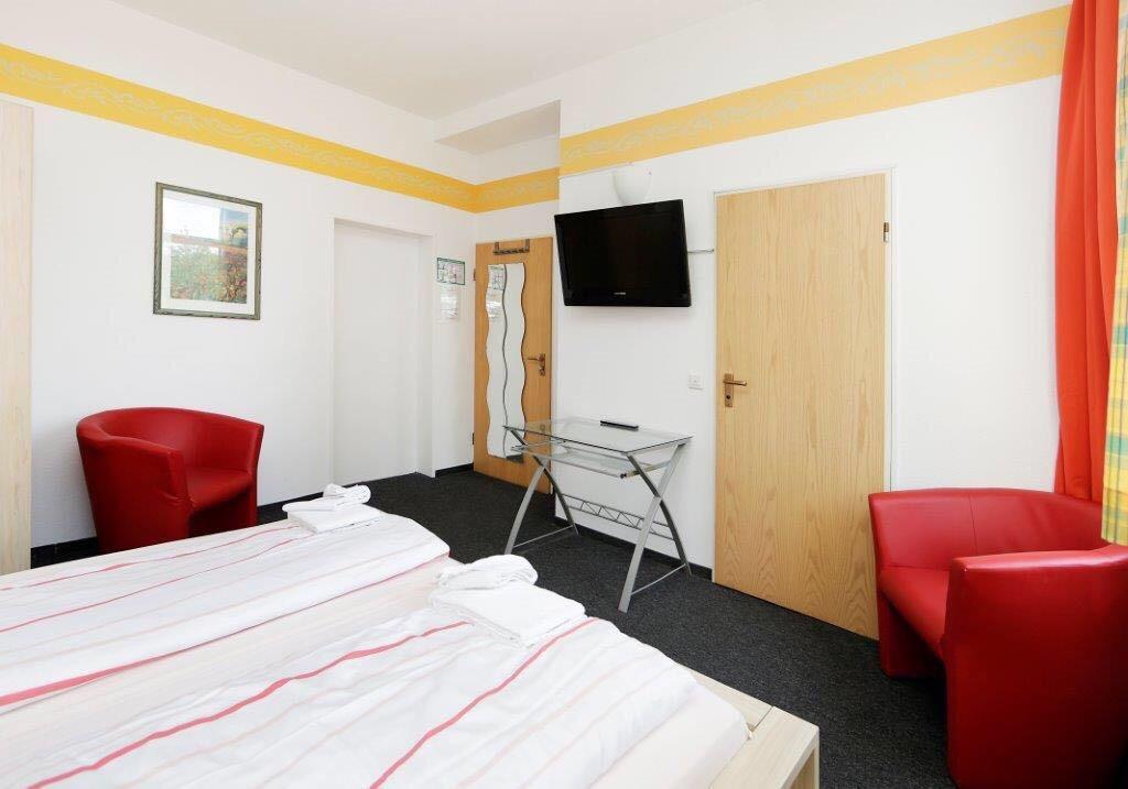 Hotel Goldener Hahn Duisburgo Quarto foto